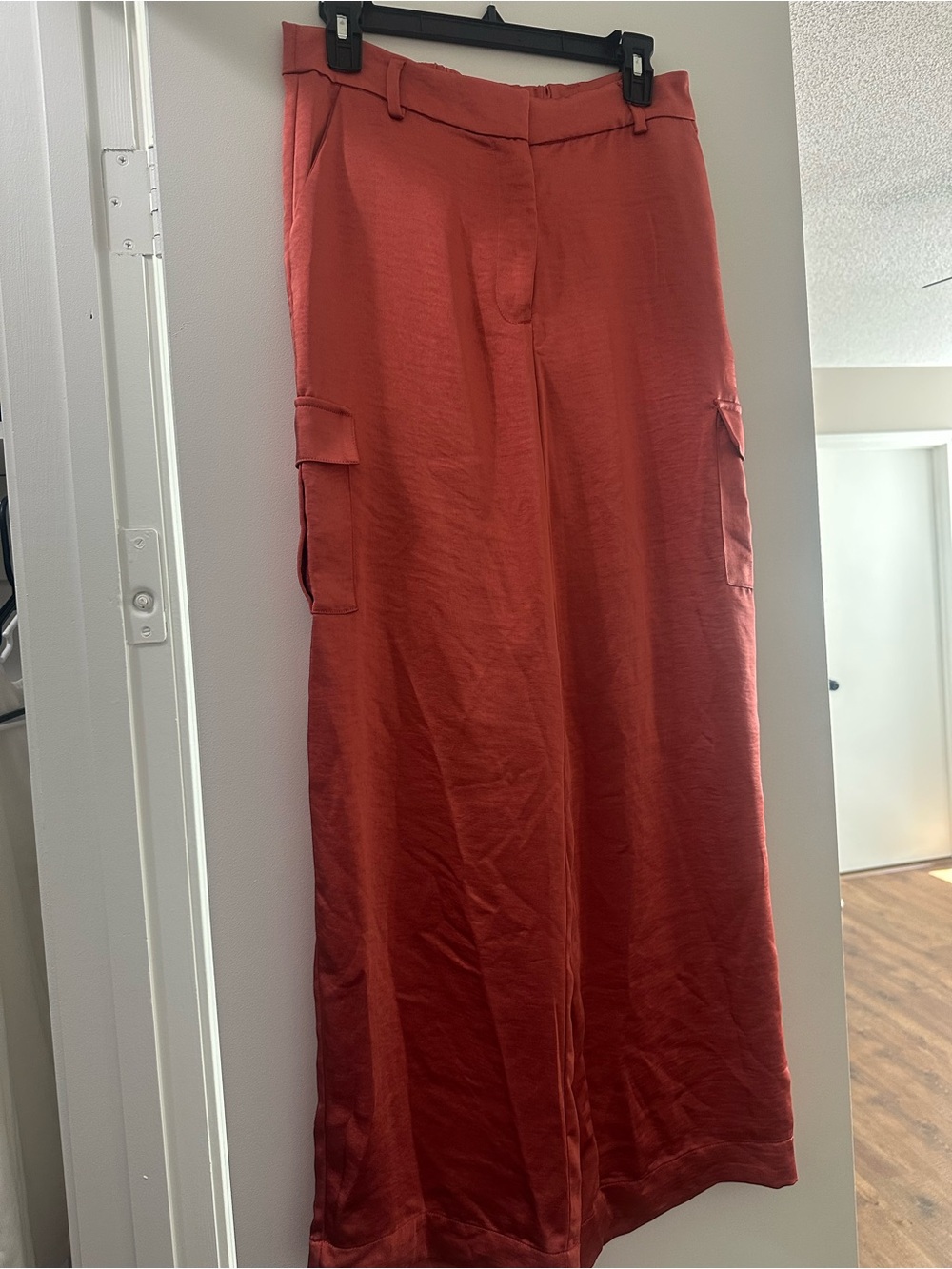 Women's Wide-Leg Pants